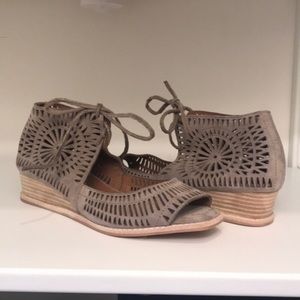 NEW IOB Jeffery Campbell ‘Rayos’ Leather Wedges